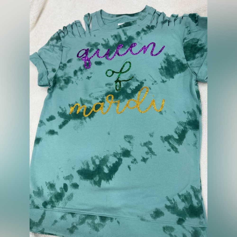 Queen of Mardi tie dye Mardi Gras Shirt